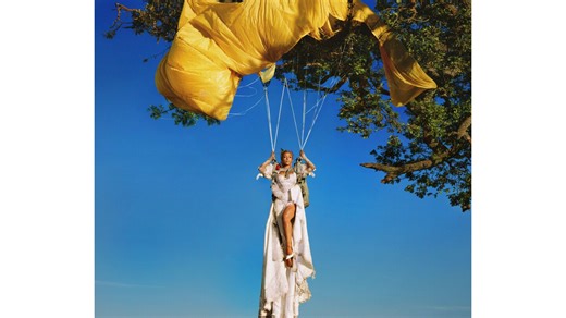 Music Review: Doja Cat returns to pop with an '80s twist in 'Vie'