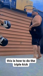 This is how to do the triple kick #taekwondo #worldtaekwondo #spinningkick | Abdul Malik Alwatoni