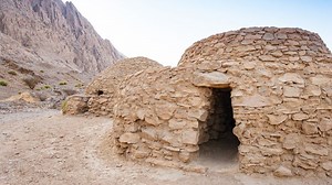 See 5,000-year-old tombs on Abu Dhabi’s only mountain | CNN