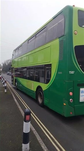 1587 ADL Enviro 400 not in service going towards newport bus station