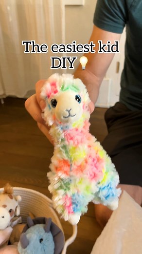 1.1M views · 13K reactions | 朗 Fun family game idea, perfect for a rainy day stuck inside! Make a stuffy catapult with a cardboard box and a trash-bag! #kidsactivities #familytime #games #familyfun #toddler | Jeff & Lauren | Facebook