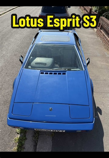 1984 Lotus Esprit S3: A Classic Car Spotting Experience