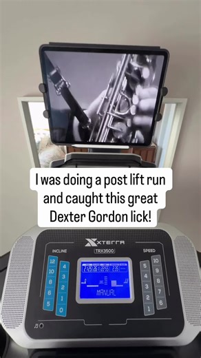 Check out the whole Dexter Gordon - Live in Belgium (1964) video! A great reference for saxophone embouchure as well! #jazz #musictheory #sax #dextergordon