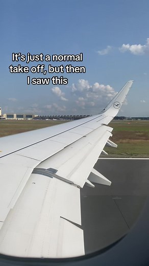 SARANGAR AIRLINE A380 Takeoff View