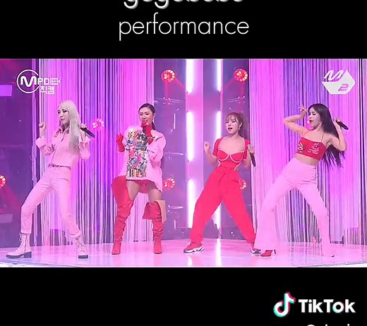 MAMAMOO 'Gogobebe' Dance Performance