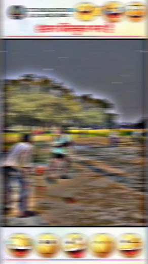 日本利用压电瓷砖将脚步转化为电能。这些瓷砖捕捉来自你脚步的动能。当你行走时，你的重量和动作会对瓷砖产生压力。瓷砖会轻微弯曲，从而产生机械应力。瓷砖内部的压电材料将这种应力转化为电能。每一步都会产生少量电荷，而数百万步结合在一起就能产生足够的电力来驱动 LED 灯、数字显示屏和传感器。在像涩谷车站这样繁忙的地方，每天大约有 240 万个脚步为这一系统作出贡献。这些电能可以被储存或立即使用，从而减少对传统电力来源的依赖，并支持可持续的城市基础设施。这种方法将日常运动转化为实用的可再生能源 #日本 #知识 #事实 #你知道吗 #推荐 #科技 #创新 #历史 #技术 #实验 #热门 日本利用压电瓷砖将脚步转化为电能。这些瓷砖捕捉来自你脚步的动能。当你行走时，你的重量和动作会对瓷砖产生压力。瓷砖会轻微弯曲，从而产生机械应力。瓷砖内部的压电材料将这种应力转化为电能。每一步都会产生少量电荷，而数百万步结合在一起就能产生足够的电力来驱动 LED 灯、数字显示屏和传感器。在像涩谷车站这样繁忙的地方，每天大约有 240 万个脚步为这一系统作出贡献。这些电能可以被储存或立即使用，从而减少对传统电力来源的依赖