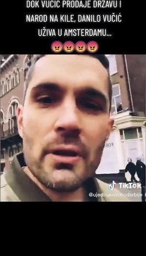 DOK VUČIĆ PRODAJE DRŽAVU I NAROD NA KILE, DANILO VUČIĆ UŽIVA U AMSTERDAMU