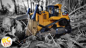 Huina 1569 RC Bulldozer (2021 Model) - RC-TNT