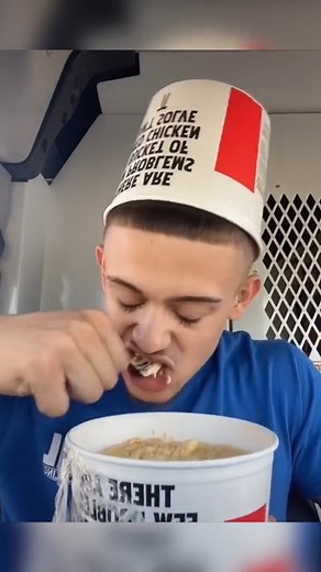 521K views · 10K reactions | I’m feelin it again .. comment some challenges 﫡 #reels #viral #trending #foryou #fyp | Allen Ferrell | Facebook