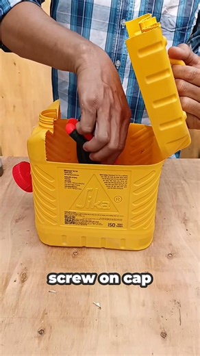 398K views · 2.9K reactions | How to Turn a Plastic Jug into a Durable Toolbox #diyideas #toolbox #fblifestyle | Reels ideas | Facebook