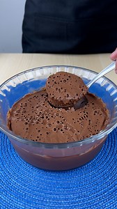32K views · 168 reactions | Souffle filling that melts in your mouth, perfect for filling cakes or serving as a dessert! | Top Recipes | Facebook