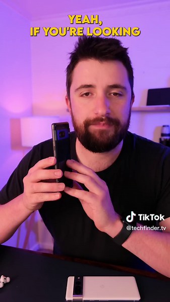 Should you buy the Google Pixel 7? #pixel7 #google #googlepixel #phonereview #techtok #youtuber