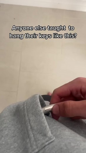 Say goodbye to bulky keychains with our AMP key holder!#tiktokmademebuyit #amazonfinds #guitar #keys #amplifier