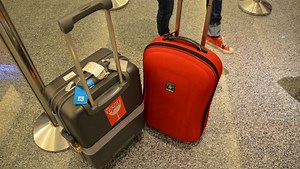 出國行李箱千萬不要寫家裡住址？「吊牌」寫這2樣東西，行李箱才找得回來 - 良醫健康網