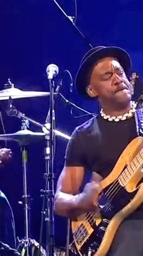 Marcus miller crazy Solo 😱🎸