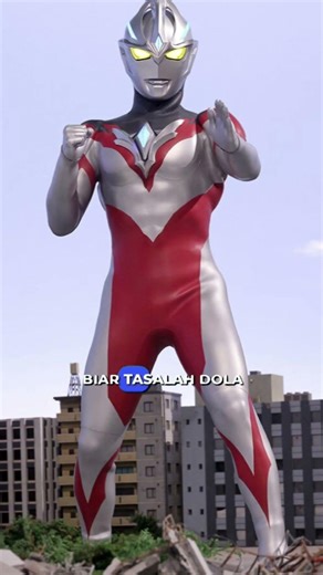 Ultraman arc dan armornya maaf armornya cuman dua solis armor sama luna armor