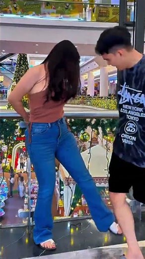 #funnytrick #tights show#trick funny #foreign littlesister