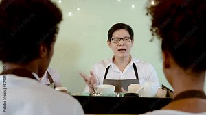 4K, Teacher ask students about coffee making who knows basics or has used coffee machine before?, In order know what kind basics any student has before entering class, before starting make coffee.