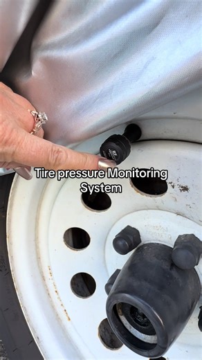 This tire pressure monitoring system plugs right into 12v and warns you before your tire goes flat. Must have for RVs, travelers and trailers #tpms #tirepressuremonitor #tirepressure #rvmusthave #rvsafety