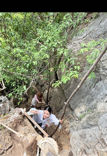 ไปเที่ยวกันดีกว่าสาวๆ 🚗✨