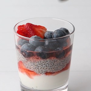 7K views · 136 reactions | RECIPE: https://feelgoodfoodie.net/recipe/yogurt-chia-pudding/ This healthy Yogurt Chia Pudding is easy to make and a delicious way to get the goodness in! | Feel Good Foodie | Facebook