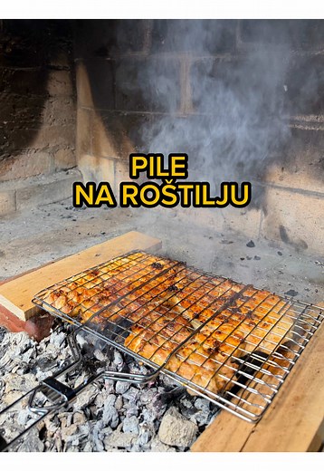 🔥PILE BEZ KOSTIJU🔥 Otkošteno pile na roštilju! Sve što ti je potrebno su namirnice ispod kao i oštar nož! A posle testiranja novog ljubimca moja preporuka je definitivno @ZAOKA KNIVES Ember kuhinjski nož sa udobnom drvenom drškom i ručno kovanim čelikom! 🔪 Pogledaj noževe na www.zaokaknives.com 📌Sastojci📌 -Pile 1kom ZAČINI -Puter 20g -Mast svinjska 20g -So po ukusu -Biber po ukusu -Beli luk u prahu po ukusu -Majčina dušica po ukusu -Slatka mlevena paprika PREDLOG SENDVIČ Hleb i tarator sala