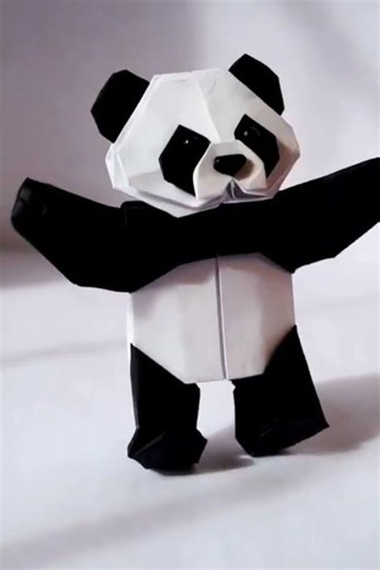 Cute Origami Panda Stop Motion Animation! 🐼 #papercraft