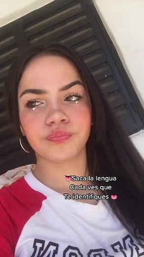 Identifying Body Language Cues in Close-Up Videos