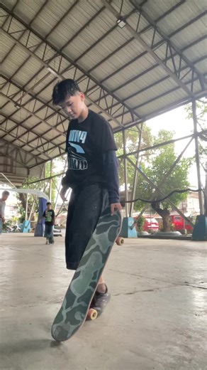 Skateboarding Tricks and Moments Compilation