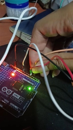 IOT Wireless Traffic Control Arduino #arduino #iot #electronic #ai #trending #houston #programming