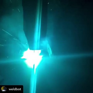 18 reactions | [By @weldbot] Happy #froniusfriday with Fronius #pmc #twinwelding ‍✔ When you need to make a 1/2" weld and make it fast, why not use two .052" wires? . #AuthorizedIntegratorPartner #letsgetconnected #froniuswelding #fronius #weldbot #whatsyourweldingchallenge #weldporn #weldinglife #weldingmachine #weldingshop #migwelding #welding #pulsewelding #tankwelding #fanuc #instatechnology #instagood #instadaily #instalike #instafollow | Fronius USA | Facebook