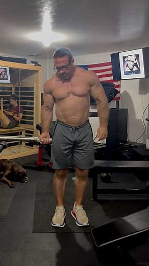 Justin Harris on Instagram: "Another clip from yesterday #workout #gym #bodybuilding #powerlifting #strong #fitness #health #muscle #abs #shredded #viral #reels"