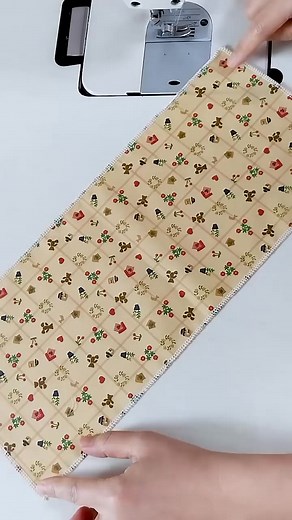 103K views · 1.4K reactions | The simplest way to make a pouch. #diysewing #sewingideas #reels #viral #design | Kim's Sewing | Facebook