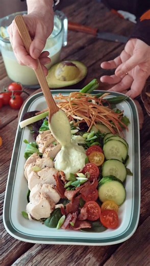 5.4K views · 30 reactions | We're convinced Avocado Ranch is the superior salad dressing 綾 @kitchenwrangler (on Instagram) shows us how simple it is to make it at home 殺 #AvocadoSalad #SaladIdeas #SaladDressing | Avocados From Mexico | Facebook