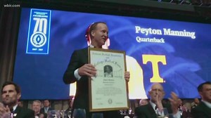 Peyton Manning inducted into College Football Hall of Fame