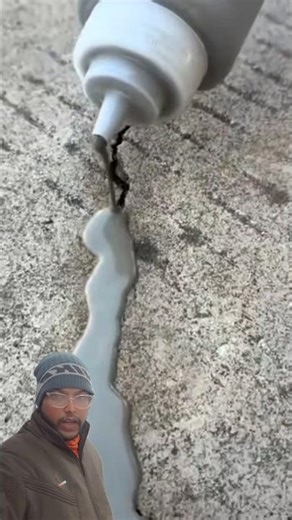 China Fixes Roof Cracks Using Special Cement & Glue 😲