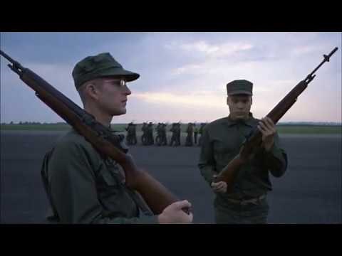 Full Metal Jacket (1987)- Joker helps Gomer Pyle