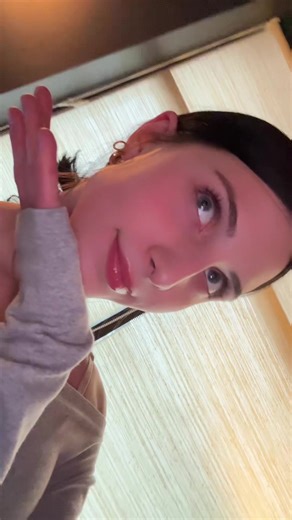 Trying Out a New Hair Clip Style