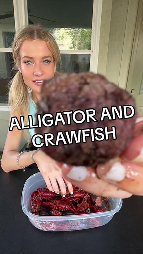 Cajun Crawfish Boil with Alligator: Recipe & ASMR