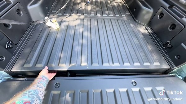 Did you know the Hyundai Santa Cruz has a built in cooler??? Let’s get a party going, with the 2025 Hyundai Santa Cruz. Call today to schedule your party… I mean test drive. #freeholdhyundai #freehold #newjersey #freeholdnj #hyundai #santacruz #party #summer
