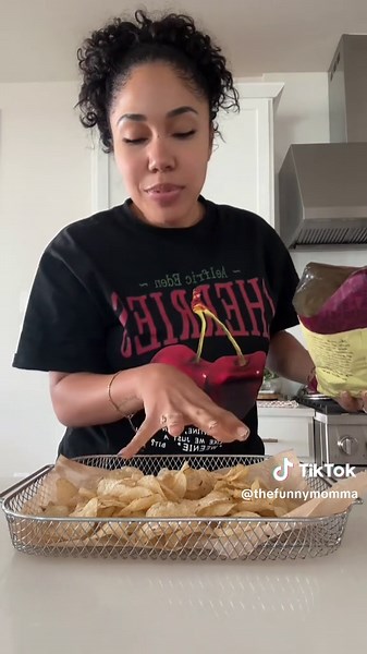 DIY Charcuterie Nachos: A Girl Dinner Craze