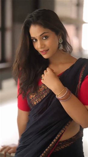 zim zim pani ma #viral #saree #sareekuchh #trending #love #paryayvachishabdbataiye #dance #shorts