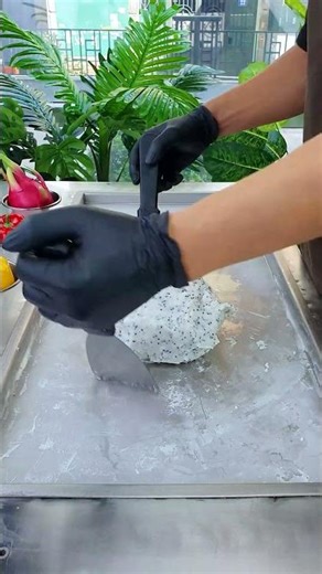 Street Style Dragon Fruit Ice Cream With Juicy Sweet Taste 🍨 #shorts #icecream #satisfying