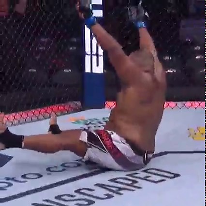 BEASTBOY DOES IT AGAIN!🤯 Chris Barnett scores the TKO win in that WILD fight! #UFC279 | UFC