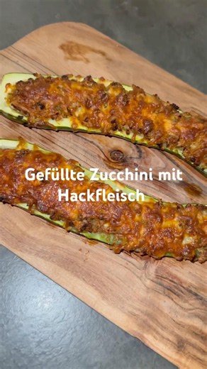 Gefüllte Zucchini mit Hackfleisch