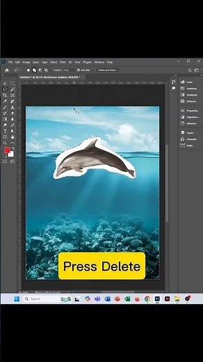 How to auto blend two different images using Photoshop 2025