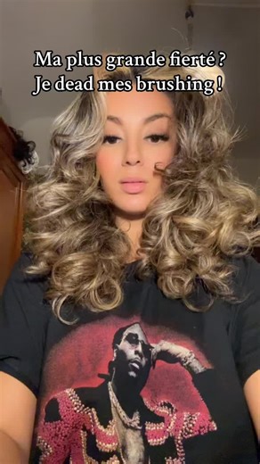Le Sedari en arriere plan ! #fyp#viral#pourtoi#brushing#hair