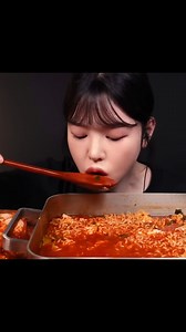 ASMR MUKBANG | 5 Packs of Spicy Yeol Ramyeon Challenge 🍜 with Eggs & Fresh Kimchi Midnight Combo #fblifestyle | Riya Kapoor