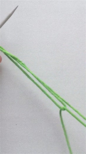 Knitting - 3-strand method | DailyCrochet.com
