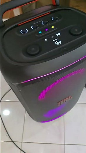 JBL PartyBox 520 karaoke using Shure PGA58 XLR microphone.